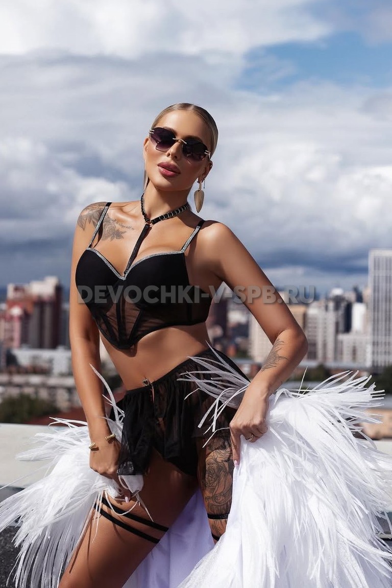 Ваннада жалаңаш